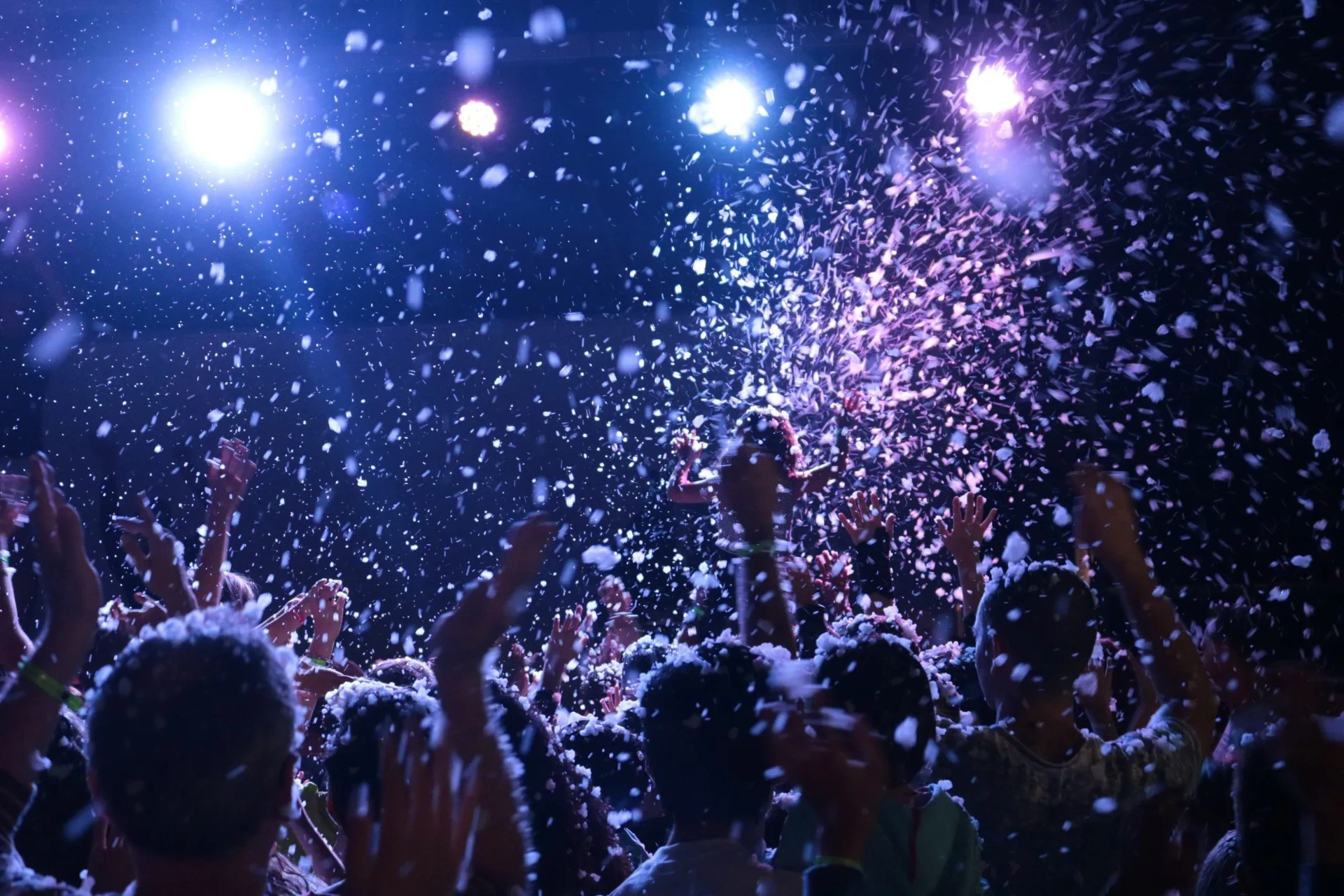 Snow Parties by FoamHype
